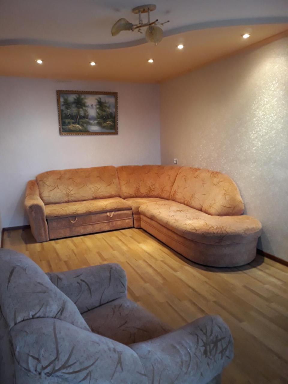 Apartment - Gorkogo Street Grodno Bagian luar foto